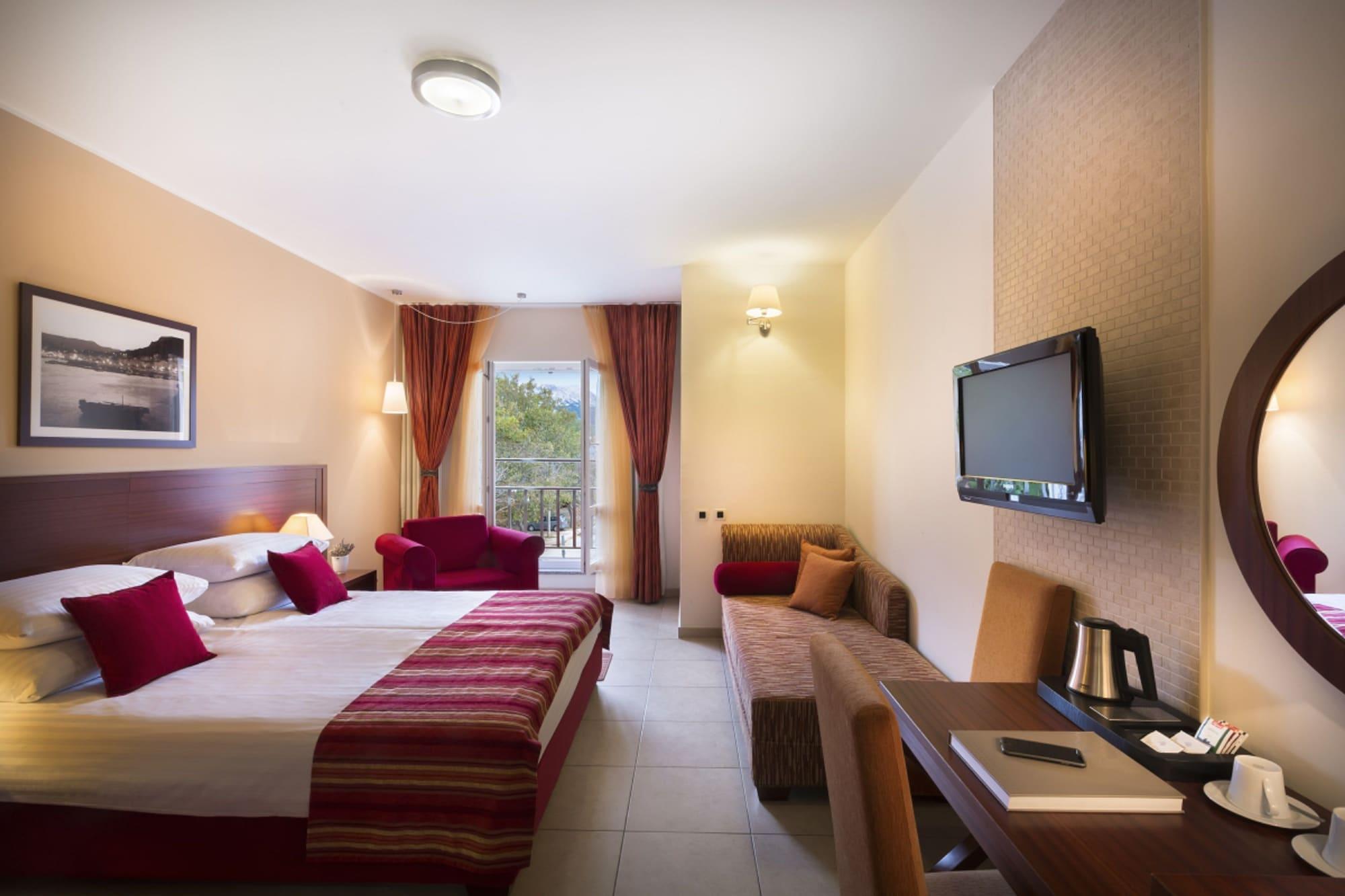 Valamar Atrium Residence Baška Екстериор снимка