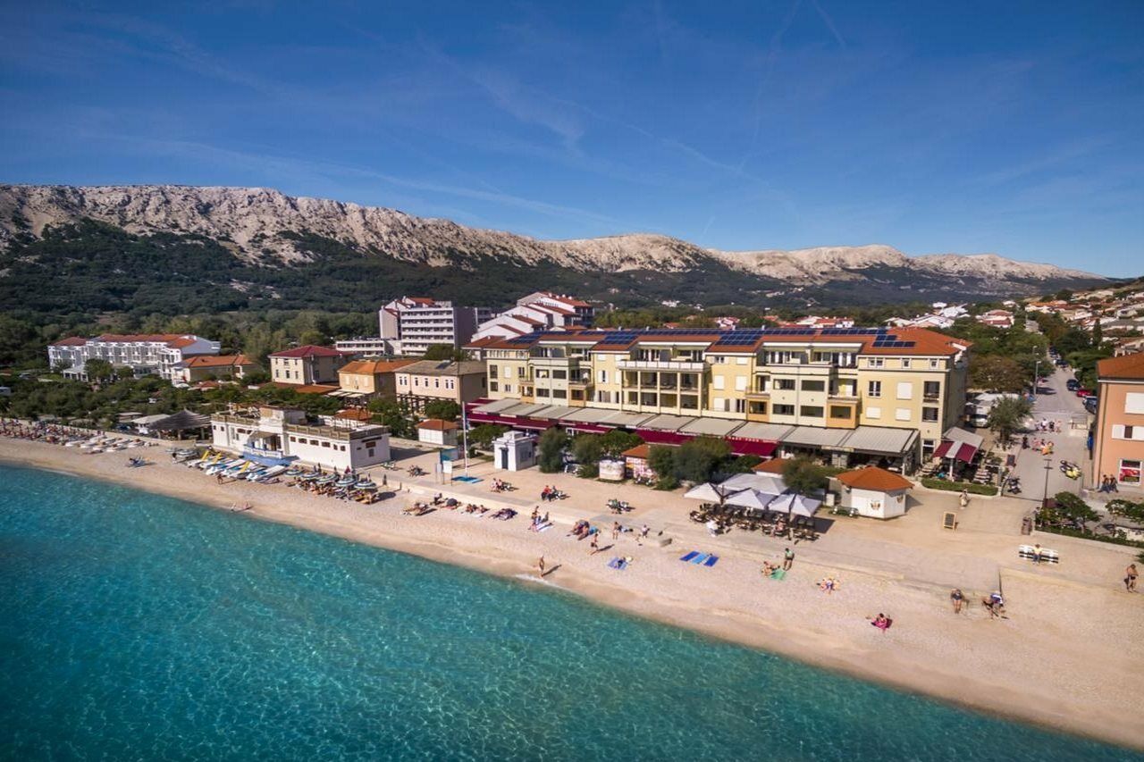 Valamar Atrium Residence Baška Екстериор снимка